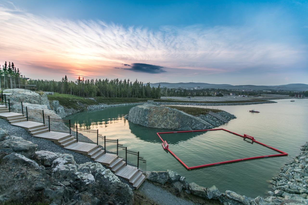 Hotel Du Domaine, Centre De Villegiature Et De Congres Тетфорд Майнс Екстериор снимка