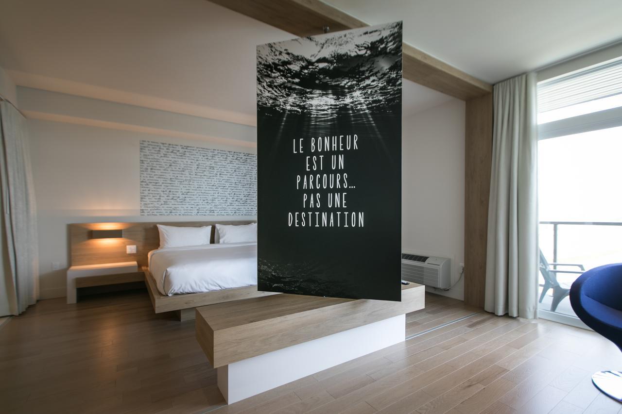 Hotel Du Domaine, Centre De Villegiature Et De Congres Тетфорд Майнс Екстериор снимка